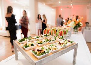Làm thế nào để đặt tiệc buffet tại nhà một cách chuyên nghiệp và hoàn hảo nhất?